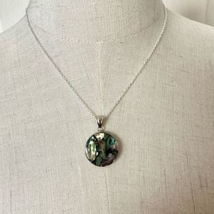 Abalone pendant necklace